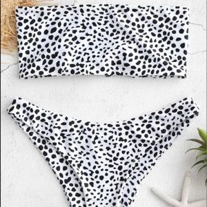 Black and white spotted bathing suit
